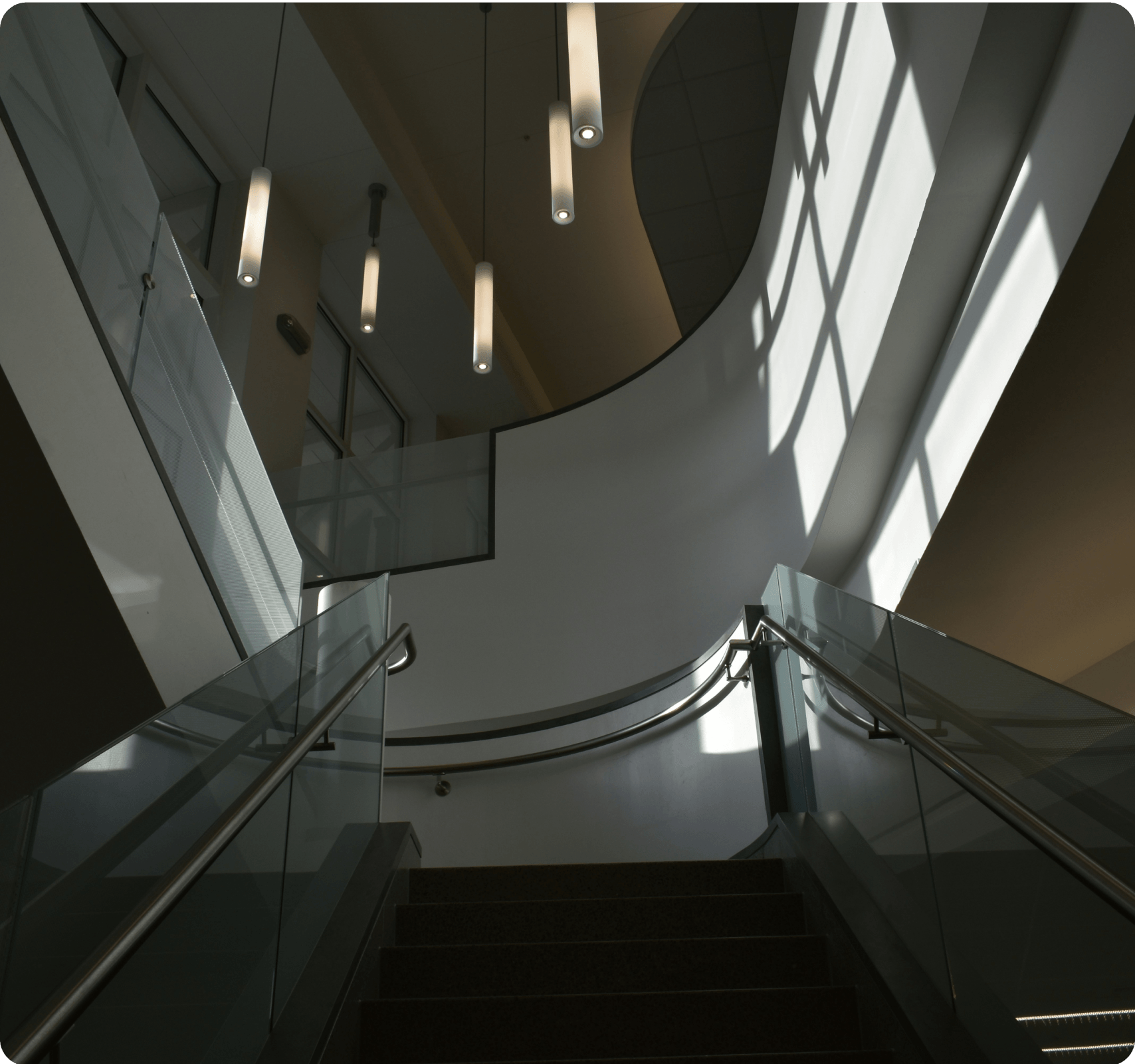 ОГРАЖДЕНИЯ ИЗ СТЕКЛА